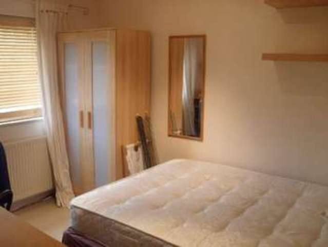  Image of 4 bedroom House Share to rent in Weoley Avenue Selly Oak Birmingham B29 at Selly Oak Bristol Selly Oak, B29 6PU
