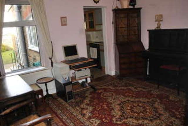  Image of 2 bedroom Detached Villa for sale in Beauchamp Road West Molesey KT8 at Beauchamp Road  Molesey, KT8 2PG