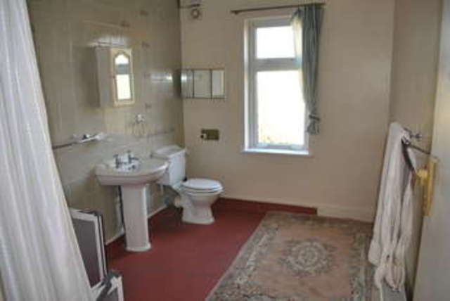  Image of 2 bedroom Detached Villa for sale in Beauchamp Road West Molesey KT8 at Beauchamp Road  Molesey, KT8 2PG