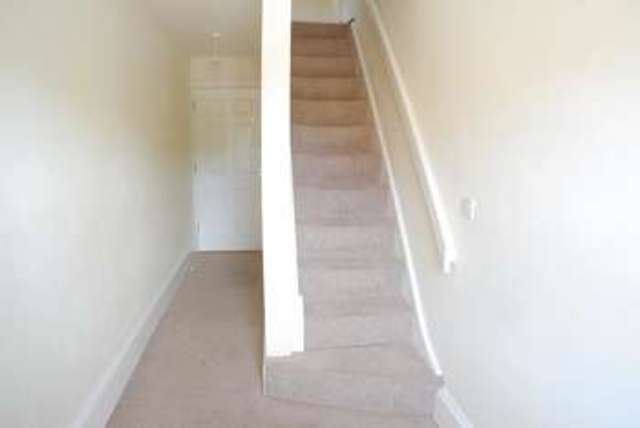  Image of 2 bedroom Flat to rent in Seamoor Road Westbourne Bournemouth BH4 at Westbourne Bournemouth, BH4 9AS