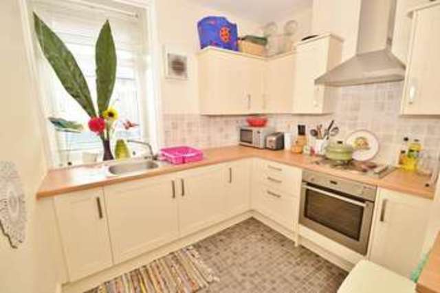  Image of 2 bedroom Flat to rent in Seamoor Road Westbourne Bournemouth BH4 at Westbourne Bournemouth, BH4 9AS