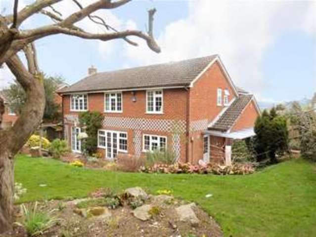  Image of 5 bedroom Detached house for sale in Westridge Avenue Purley on Thames Reading RG8 at Purley On Thames  Reading, RG8 8DE