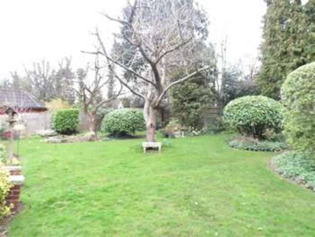  Image of 5 bedroom Detached house for sale in Westridge Avenue Purley on Thames Reading RG8 at Purley On Thames  Reading, RG8 8DE
