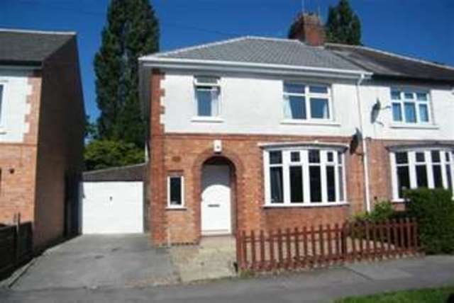  Image of 3 bedroom Detached house to rent in Westview Avenue Glen Parva Leicester LE2 at Leicester, LE2 9JU