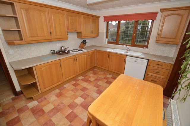 Image of 4 bedroom Detached house for sale in Lodge Road Tattershall Lincoln LN4 at Lodge Road Tattershall Tattershall, LN4 4LL