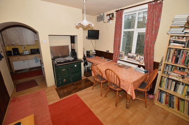  Image of 4 bedroom Detached house for sale in Lodge Road Tattershall Lincoln LN4 at Lodge Road Tattershall Tattershall, LN4 4LL