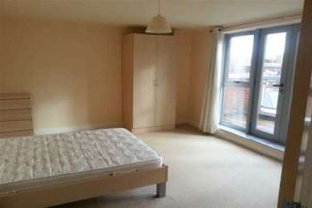  Image of 1 bedroom Flat to rent in Furnace Hill Sheffield S3 at Sheffield, S3 7AH