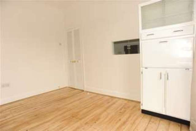  Image of 3 bedroom Detached house to rent in Whitefoot Lane Bromley BR1 at Bromley, BR1 5SF
