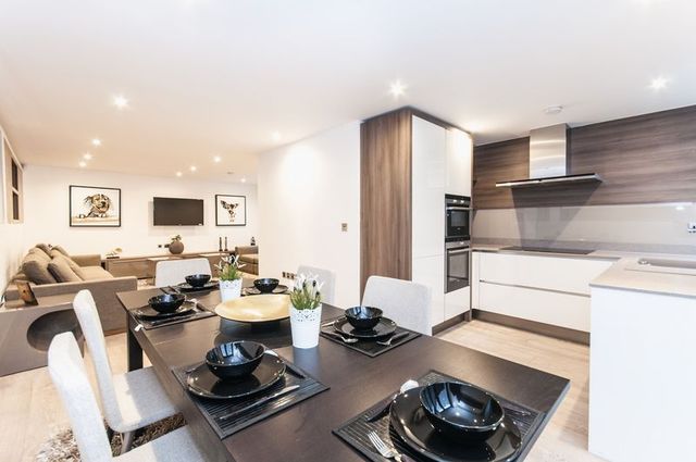  Image of 3 bedroom Mews to rent in Dumpton Place London NW1 at Dumpton Place Primrose Hill London, NW1 8JB
