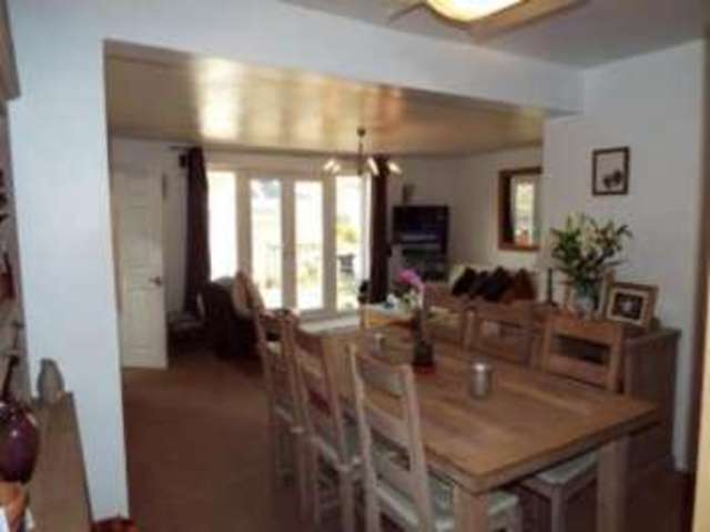  Image of 5 bedroom Bungalow for sale in Willian Road Hitchin SG4 at Hitchin Hertfordshire Walsworth, SG4 0LS