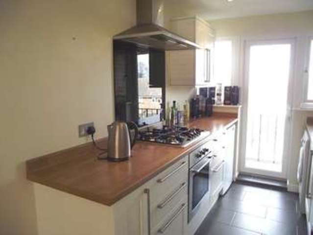  Image of 4 bedroom Detached house to rent in Garbett Road Winchester SO23 at Winchester, SO23 0NX