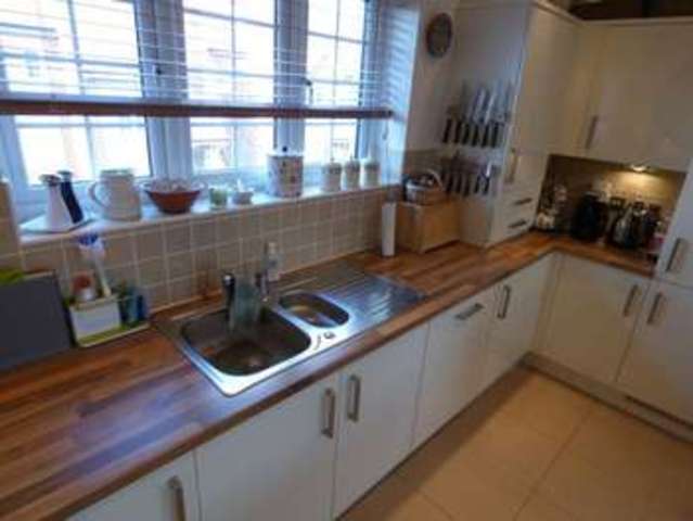  Image of 2 bedroom Flat to rent in Blackberry Gardens Winnersh Wokingham RG41 at Blackberry Gardens Wokingham Wokingham, RG41 5RN