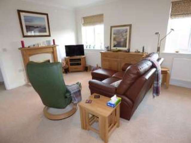  Image of 2 bedroom Flat to rent in Blackberry Gardens Winnersh Wokingham RG41 at Blackberry Gardens Wokingham Wokingham, RG41 5RN