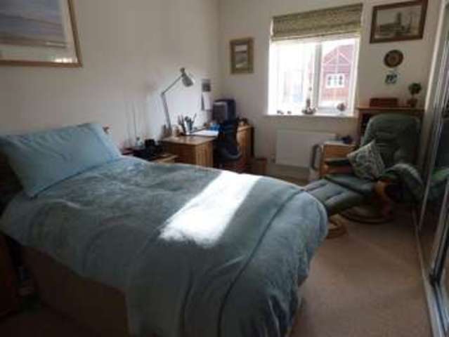  Image of 2 bedroom Flat to rent in Blackberry Gardens Winnersh Wokingham RG41 at Blackberry Gardens Wokingham Wokingham, RG41 5RN