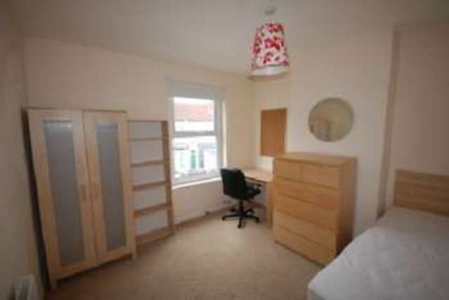  Image of 4 bedroom House Share to rent in Winnie Road Selly Oak Birmingham B29 at Selly Oak Bristol Selly Oak, B29 6JU