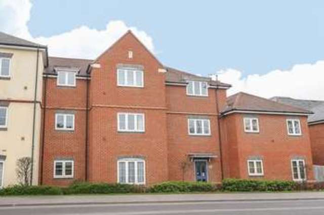 Image of 2 bedroom Flat for sale in Wolage Drive Grove Wantage OX12 at Wolage Drive Grove Wantage, OX12 9FJ