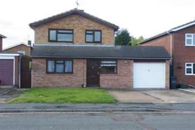  Image of 3 bedroom Detached house to rent in Wollaton Avenue Loughborough LE11 at Loughborough, LE11 4TA