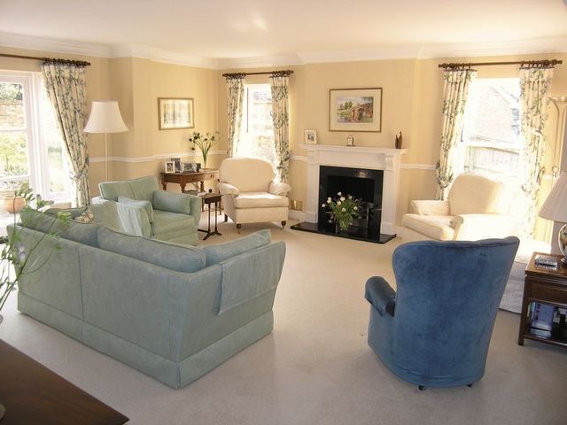  Image of 4 bedroom Detached house for sale in Wooburn Grange Grange Drive Wooburn Green High Wycombe HP10 at Wooburn Green Wooburn, HP10 0QU