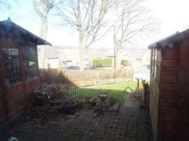  Image of 3 bedroom Town House for sale in Woodfarm Drive Sheffield S6 at Sheffield South Yorkshire Stannington, S6 5LW