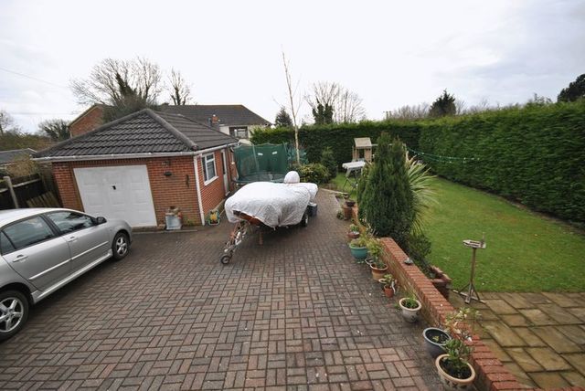  Image of 4 bedroom Detached house for sale in Yarmouth Road Thorpe St. Andrew Norwich NR7 at Yarmouth Road  Norwich, NR7 0AD
