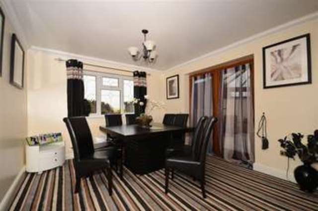  Image of 5 bedroom Bungalow for sale in Yelsted Road Yelsted Sittingbourne ME9 at Sittingbourne Kent Sittingbourne, ME9 7UU