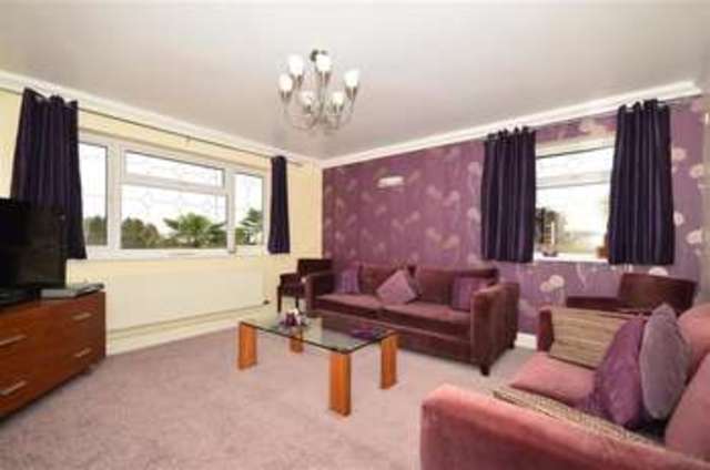  Image of 5 bedroom Bungalow for sale in Yelsted Road Yelsted Sittingbourne ME9 at Sittingbourne Kent Sittingbourne, ME9 7UU