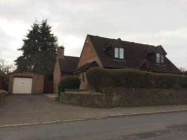  Image of 4 bedroom Bungalow for sale in West Coker Road Yeovil BA20 at Yeovil Somerset Yeovil, BA20 2JQ
