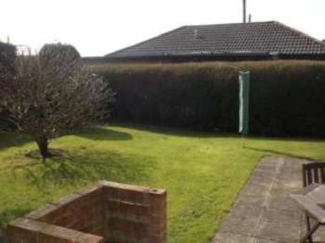  Image of 4 bedroom Bungalow for sale in West Coker Road Yeovil BA20 at Yeovil Somerset Yeovil, BA20 2JQ