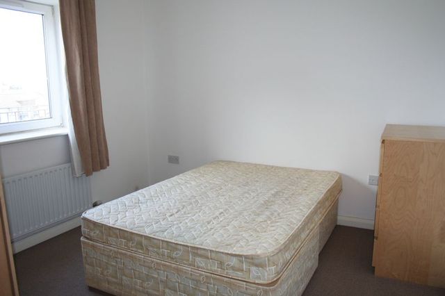  Image of 2 bedroom Property to rent in Garvey Mews Lisburn BT28 at Garvey Mews Longstone Lisburn, BT28 1BS
