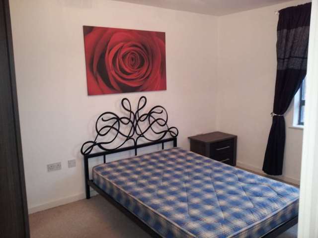  Image of 2 bedroom Apartment to rent in Blantyre Street Manchester M15 at Blantyre Street  Manchester, M15 4JJ
