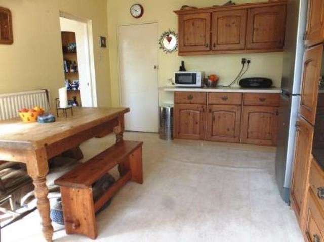  Image of 5 bedroom Semi-Detached house for sale in Westland Road Faringdon SN7 at Westland Road  FARINGDON, SN7 7EY