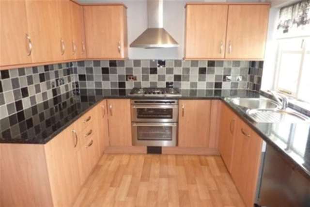  Image of 3 bedroom Detached house to rent in Chaffinch Drive Uttoxeter ST14 at Uttoxeter, ST14 8UE