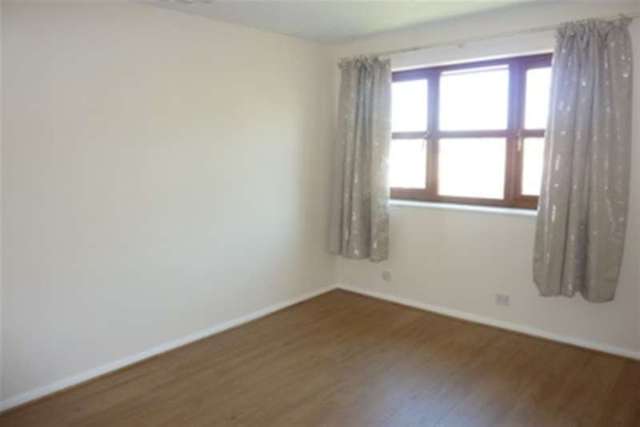  Image of 3 bedroom Detached house to rent in Chaffinch Drive Uttoxeter ST14 at Uttoxeter, ST14 8UE