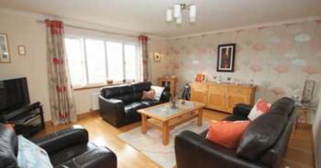  Image of 5 bedroom Detached house for sale in Macalpine Court Tullibody Alloa FK10 at Macalpine Court Tullibody Alloa, FK10 2FB