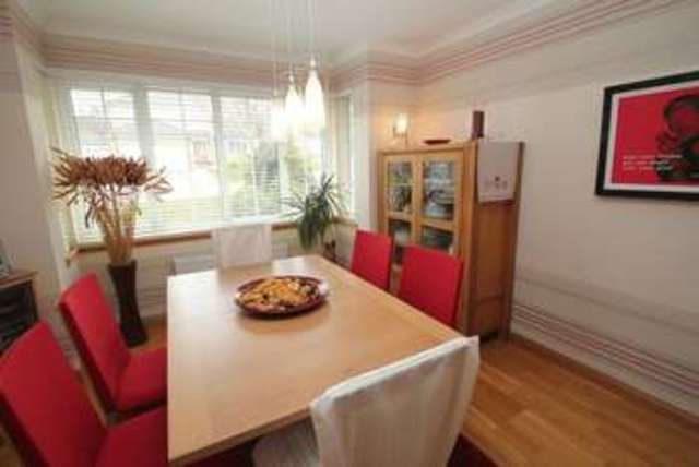  Image of 5 bedroom Detached house for sale in Macalpine Court Tullibody Alloa FK10 at Macalpine Court Tullibody Alloa, FK10 2FB
