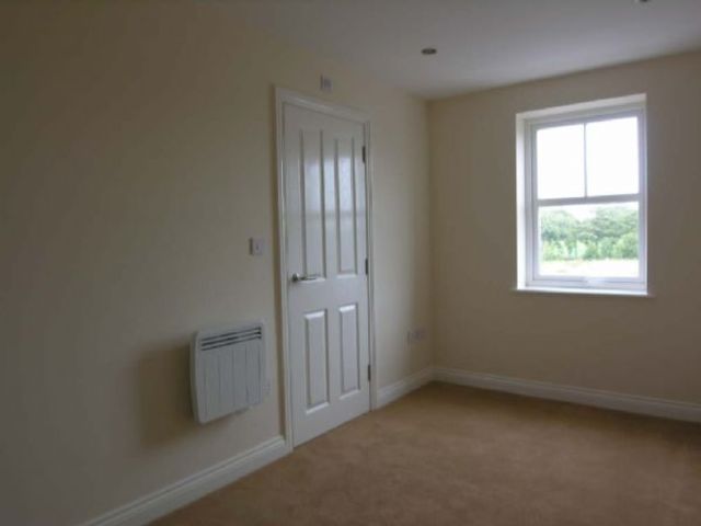  Image of 2 bedroom Flat to rent in Station Road Poulton-Le-Fylde FY6 at Station Road  Poulton-Le-Fylde, FY6 7HU