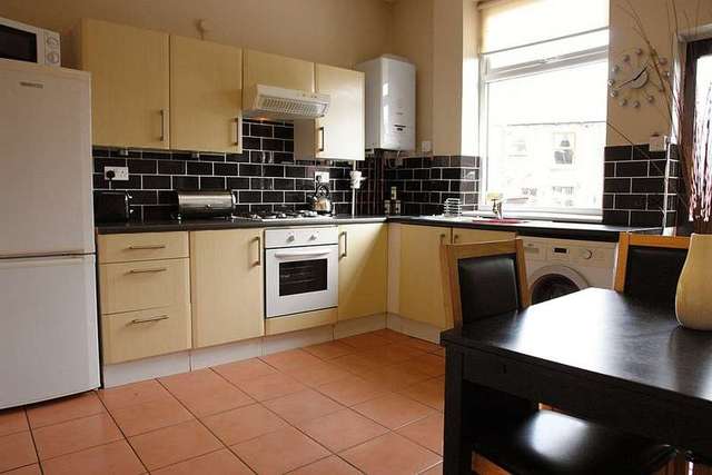  Image of 2 bedroom Terraced house for sale in Milnrow Road Shaw Oldham OL2 at Shaw Oldham Lancashire, OL2 8ER
