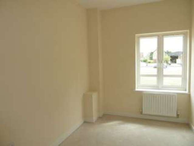  Image of 2 bedroom Flat to rent in River View Northampton NN4 at River View  Northampton, NN4 8EL