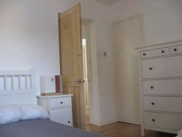  Image of Property to rent in Boyd Street London E1 at London, E1 1LY