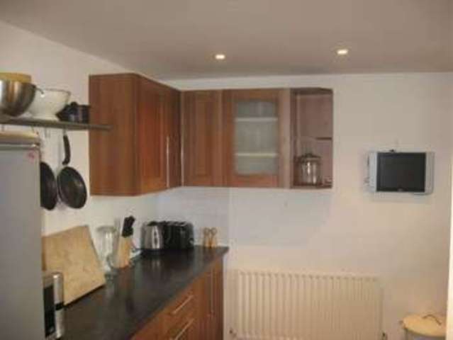  Image of Property to rent in Boyd Street London E1 at London, E1 1LY