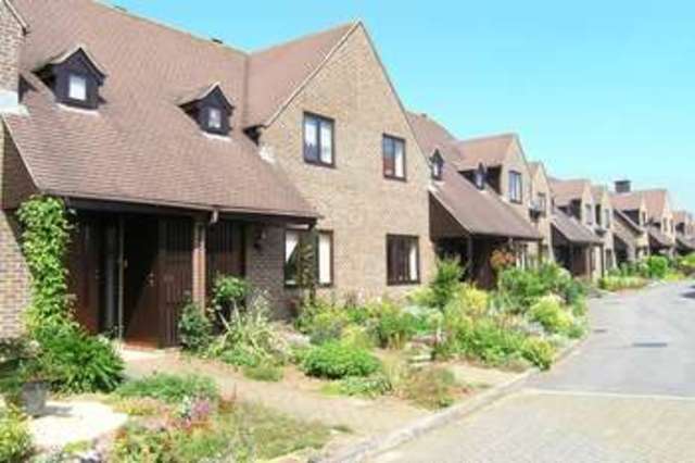 Image of 2 bedroom Retirement Property for sale in Courville Close Alveston Bristol BS35 at Courville Close  Alveston, BS35 3RR