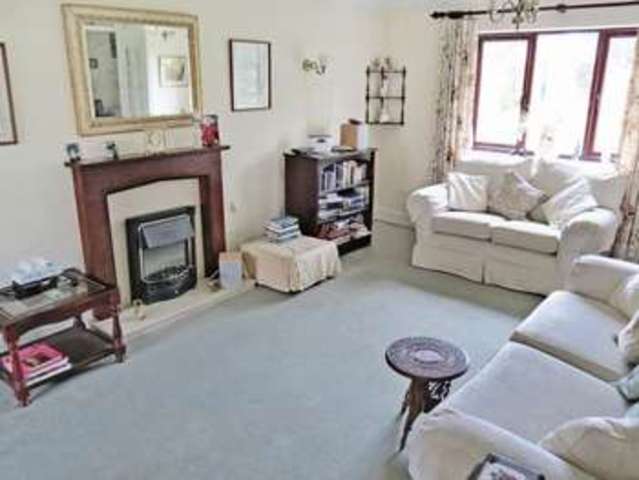  Image of 2 bedroom Retirement Property for sale in Courville Close Alveston Bristol BS35 at Courville Close  Alveston, BS35 3RR