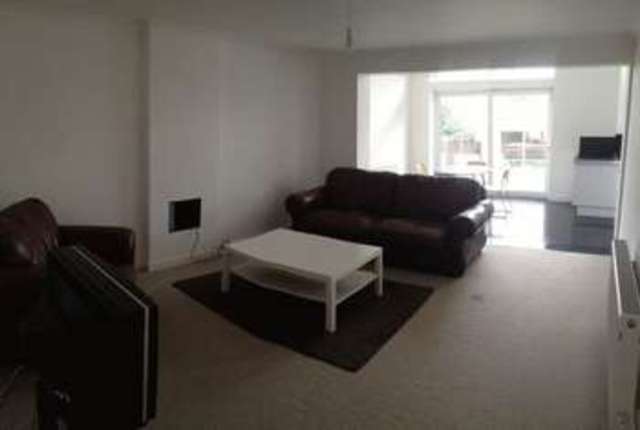  Image of 4 bedroom Bungalow for sale in Atkins Way Burbage Hinckley LE10 at Atkins Way  Burbage, LE10 2PH