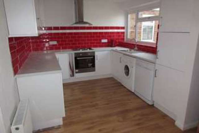 Image of 3 bedroom Terraced house to rent in Avon Walk Basingstoke RG21 at Avon Walk  Basingstoke, RG21 4DJ