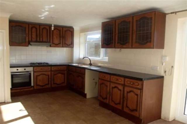  Image of 3 bedroom Terraced house to rent in Hill Crescent Aylesham Canterbury CT3 at Canterbury, CT3 3DQ