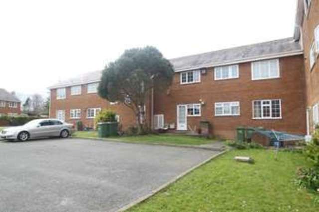  Image of 4 bedroom Flat for sale in Glantraeth Bangor LL57 at Glantraeth  Bangor, LL57 1HQ