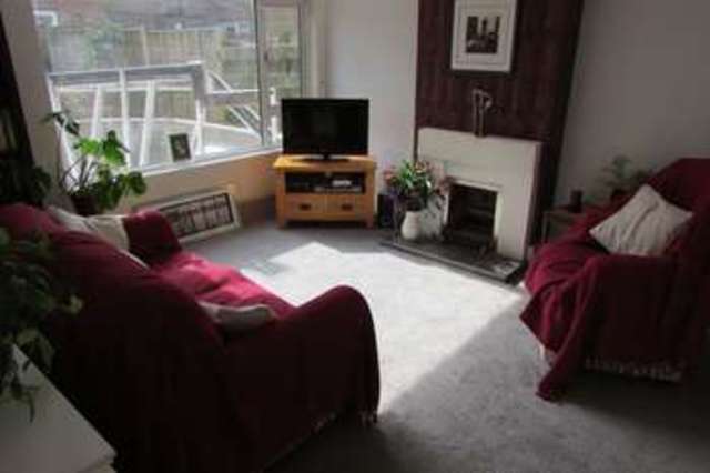  Image of 2 bedroom Terraced house to rent in Bardwell Close Basingstoke RG22 at Bardwell Close  Basingstoke, RG22 6UE