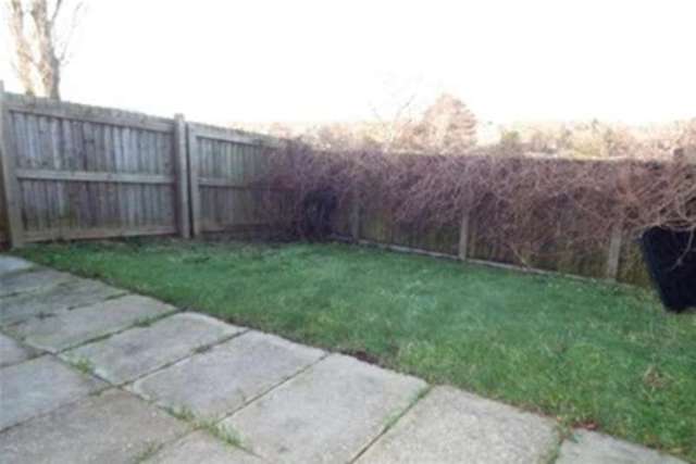  Image of 3 bedroom Semi-Detached house to rent in Barn Croft Mansfield NG18 at Mansfield, NG18 3HE