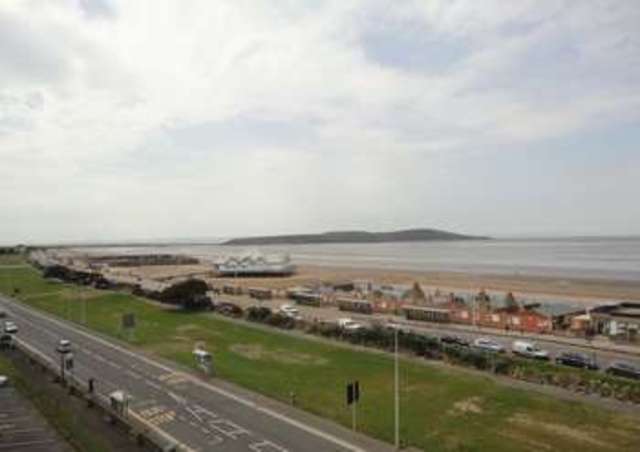  Image of 2 bedroom Flat for sale in Carlton Mansions South Beach Road Weston-super-Mare BS23 at Beach Road  Weston-Super-Mare, BS23 1SW