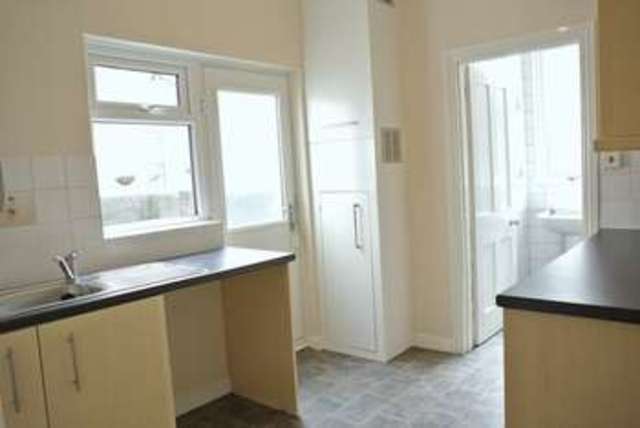  Image of 1 bedroom Flat for sale in Beaconsfield Road Hastings TN34 at Beaconsfield Road  Hastings, TN34 3TN